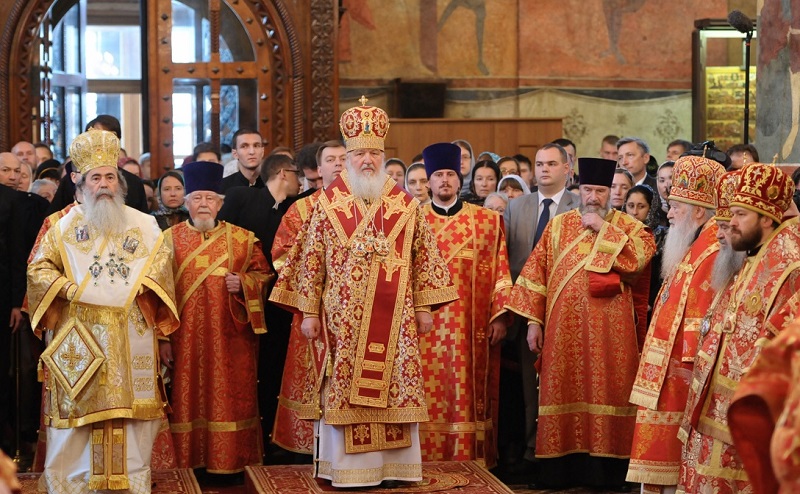 kirill-and-patriarch