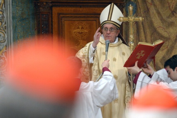 papa_francesco_messa-586x390