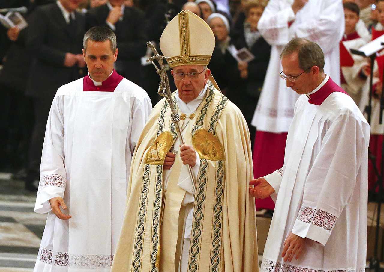 2015-01-25T172520Z_270676593_GM1EB1Q03T901_RTRMADP_3_POPE-RELIGION